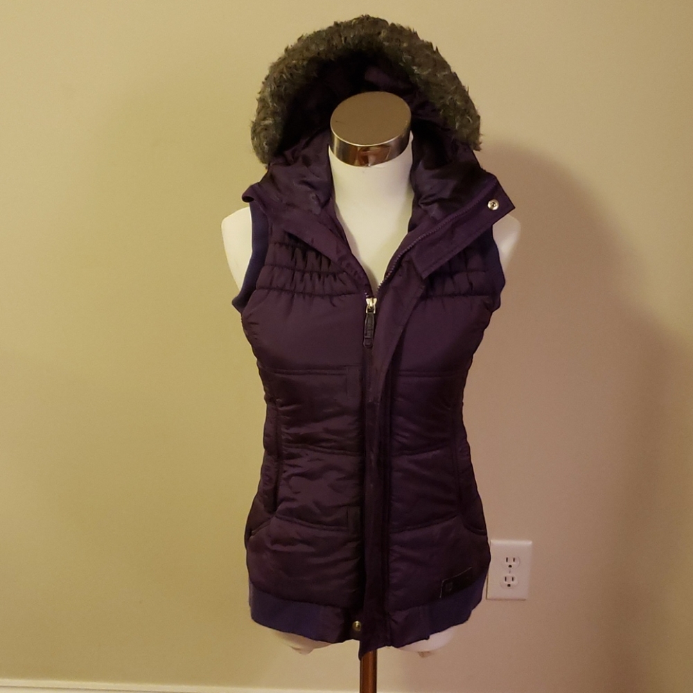 Burton vest
